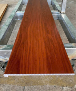 Tấm nhựa lót sàn màu gỗ đỏ đậm