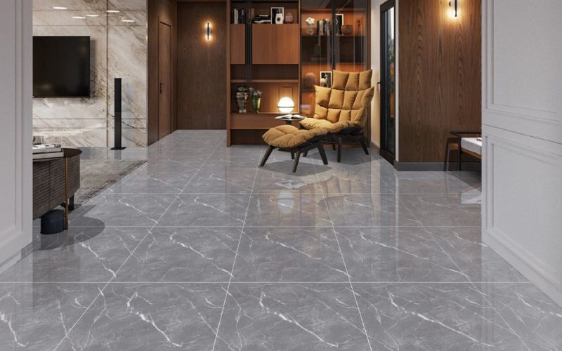 Gạch men ceramic và granite bền, đẹp cho căn hộ cũ.