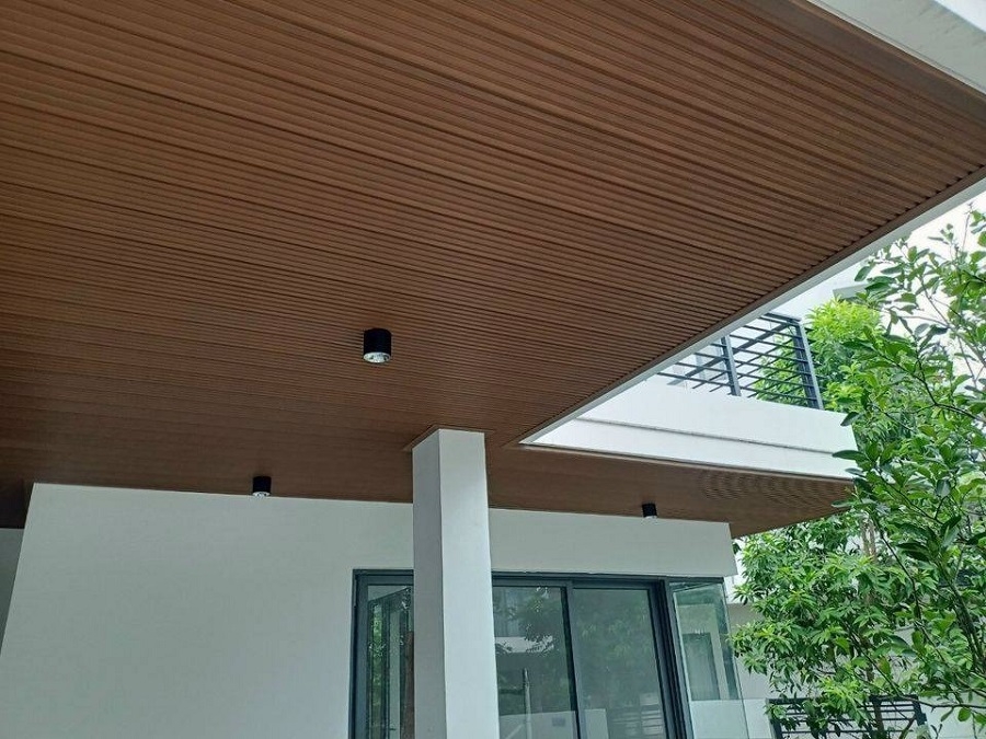 Tấm ốp trần gỗ/Lam nhựa